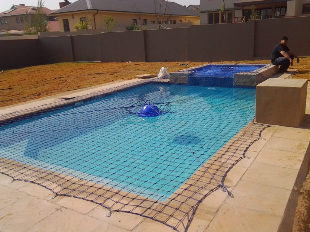 independent pool contractors